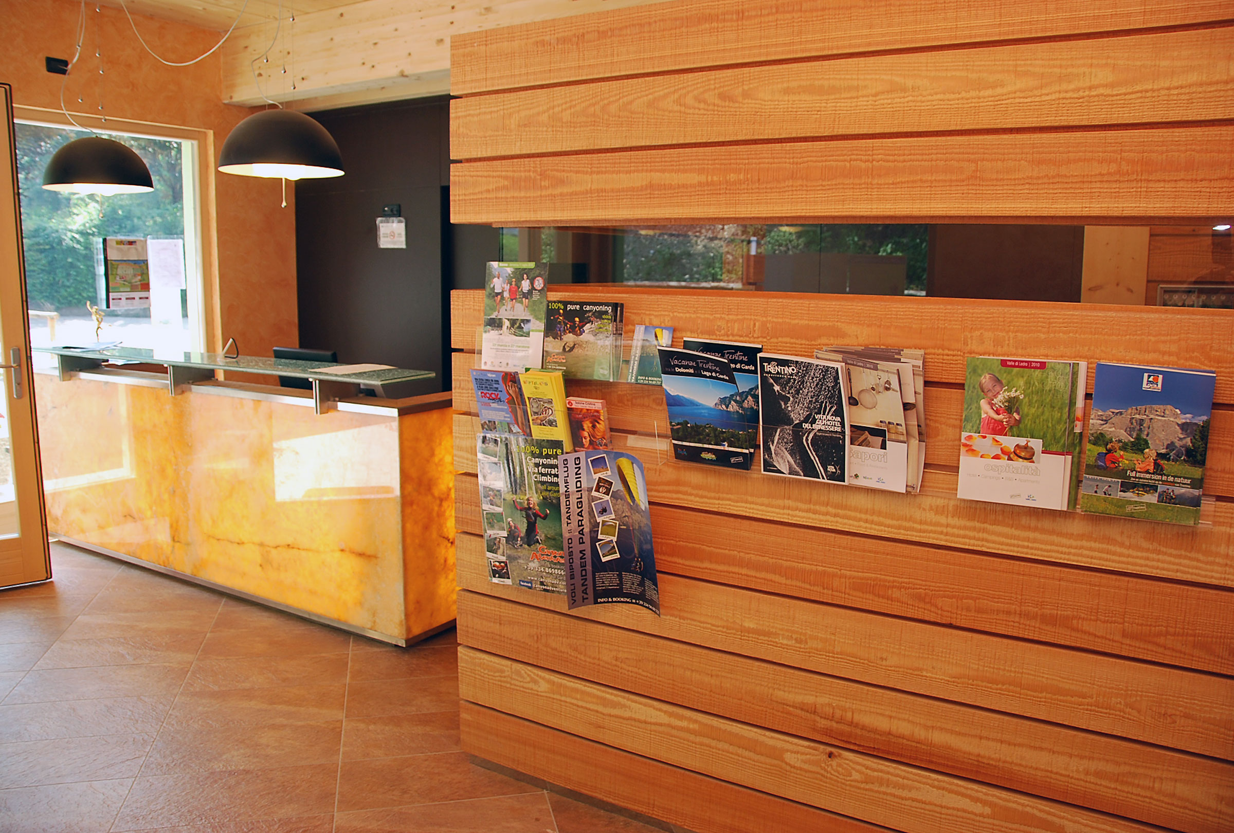 1.reception-camping-2